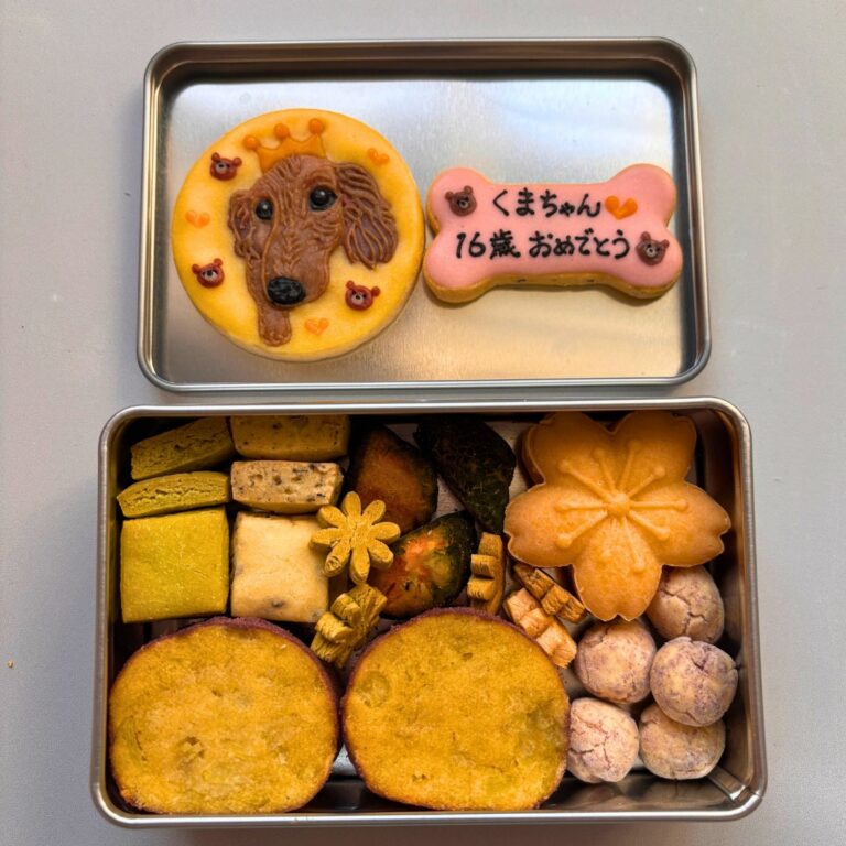 犬用クッキー缶｜LOULOU PETCAKE